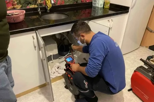 لوله بازکنی در پونک